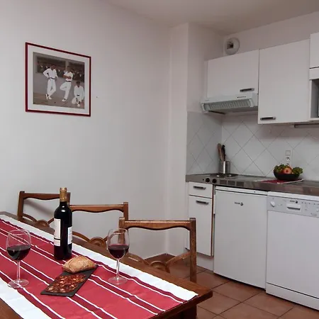 Trinquet Maitena Aparthotel *